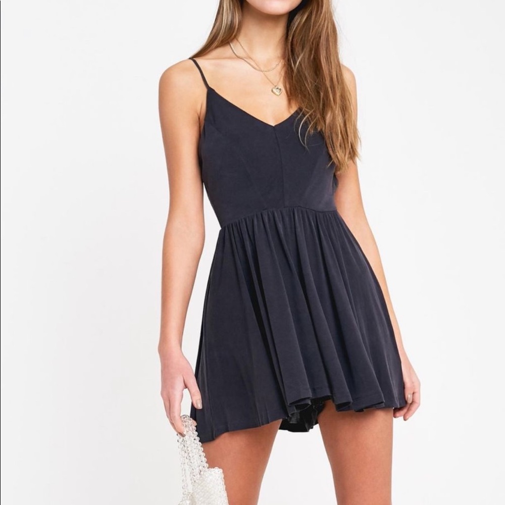 Urban outfitters Silence + Noise Romper Size Small
